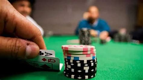 Fixed Limit Poker: How It's Different from No.
